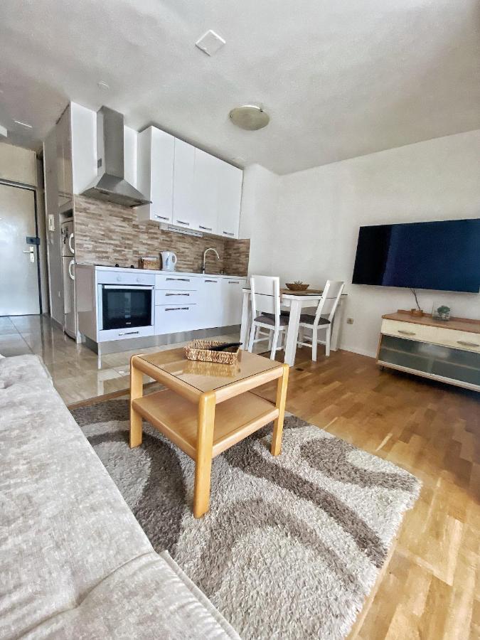 Apartment Ginna Σπλιτ Εξωτερικό φωτογραφία